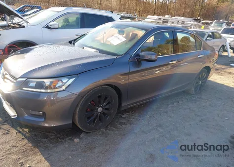 2015 Honda Accord Ex-L V-6 z USA, uszkodzony, nr VIN 1HGCR3F88FA032328